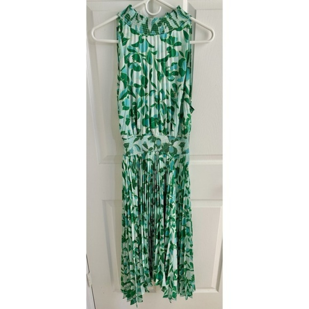 Halogen Women's cocktail wedding Guest Boho Floral Green Gold Pleated Dress Med